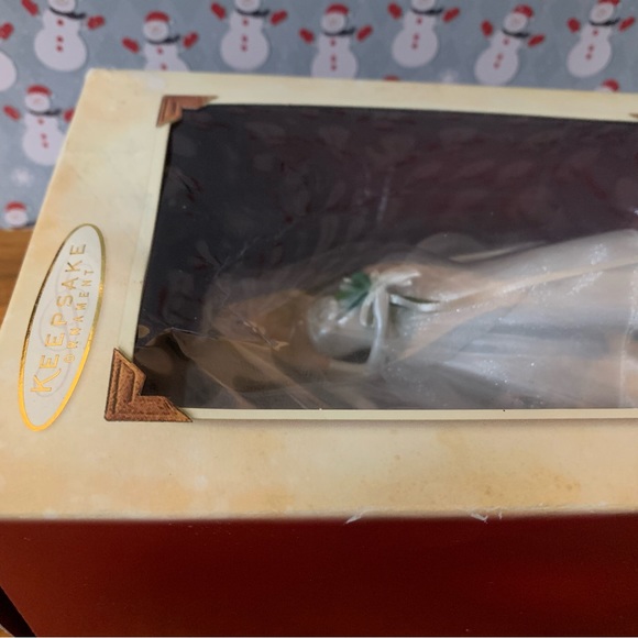 🎄2/30🎄 Hallmark Keepsake Ornament ~ Barbie ~ Blushing Bride 2002 - Picture 5 of 5